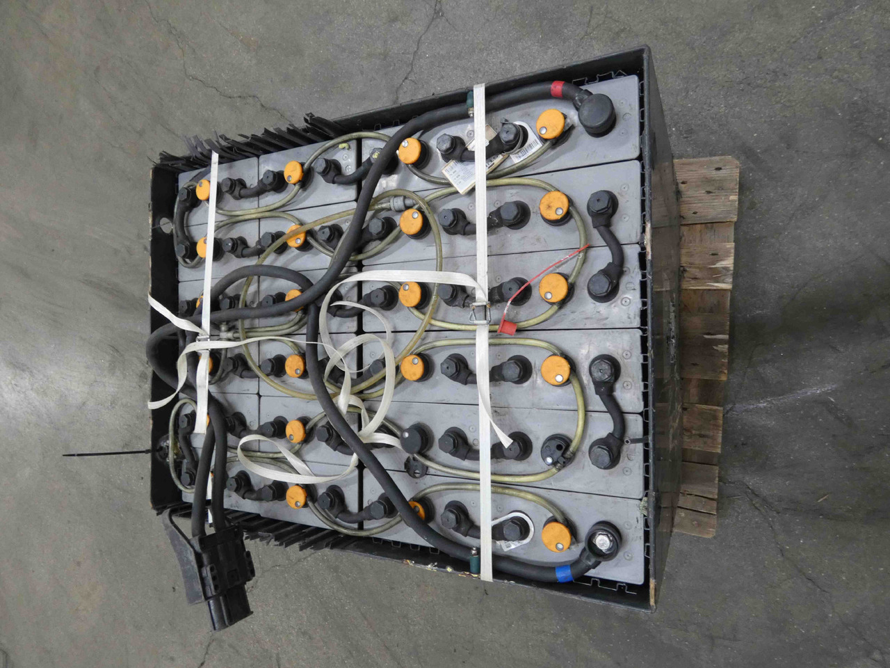 Gnb 48V625AH - מצבר עבור ציוד לטיפול בחומרים: תמונה 3 Gnb 48V625AH - מצבר עבור ציוד לטיפול בחומרים: תמונה 3