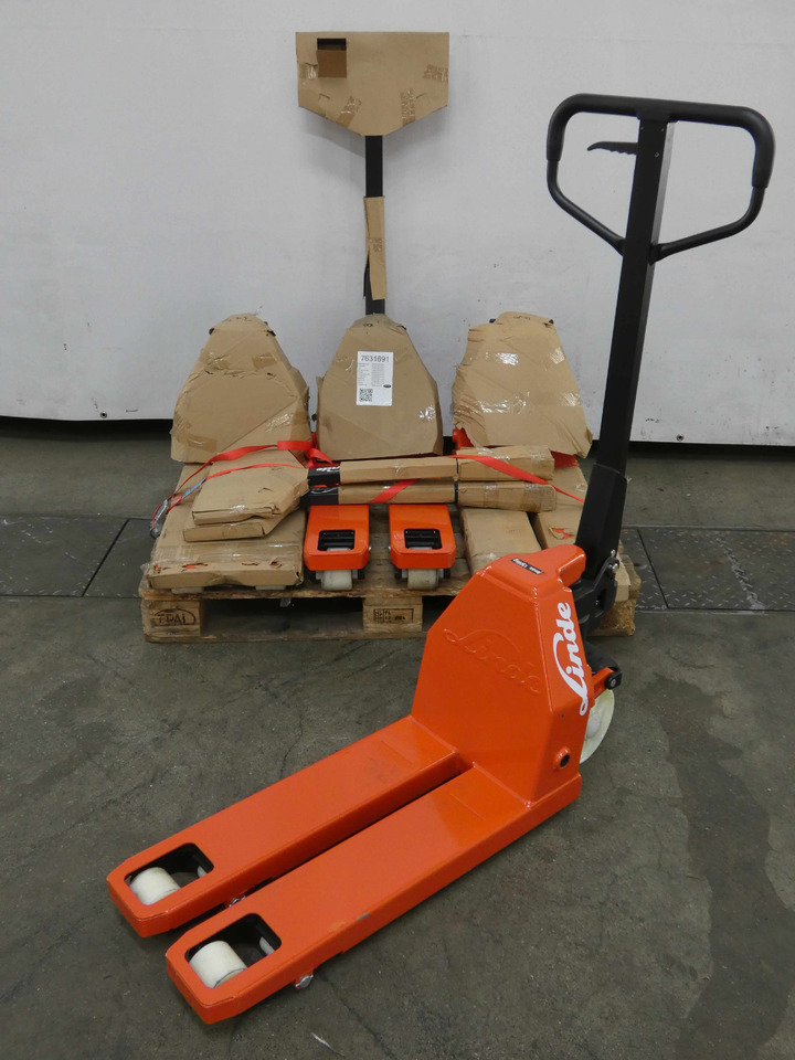 Linde 3XHPTM15LOW/350MM - מכונת בנייה: תמונה 1 Linde 3XHPTM15LOW/350MM - מכונת בנייה: תמונה 1