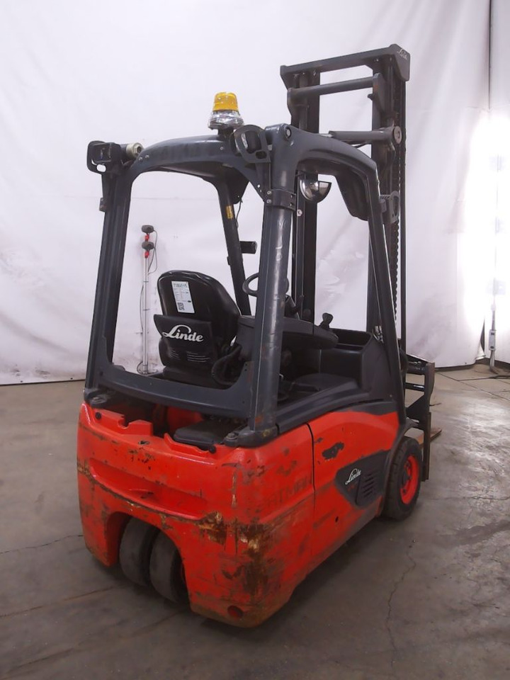 Linde E16C-02 - מלגזה חשמלית: תמונה 2 Linde E16C-02 - מלגזה חשמלית: תמונה 2