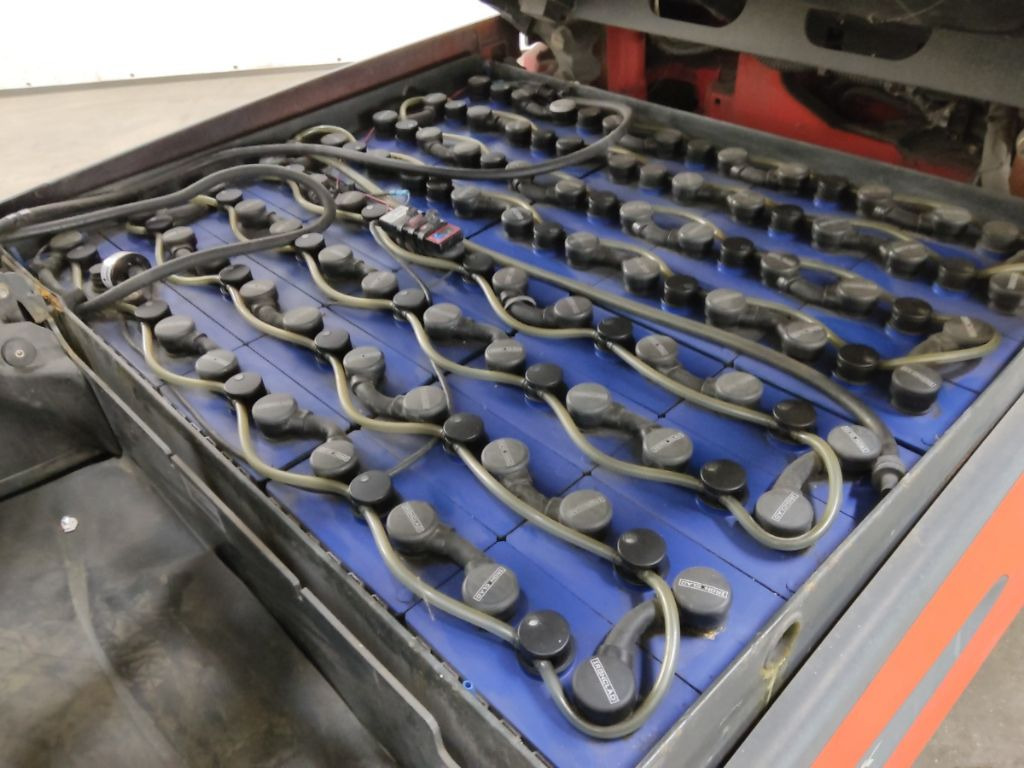 Linde E30L-01 - מלגזה חשמלית: תמונה 4 Linde E30L-01 - מלגזה חשמלית: תמונה 4