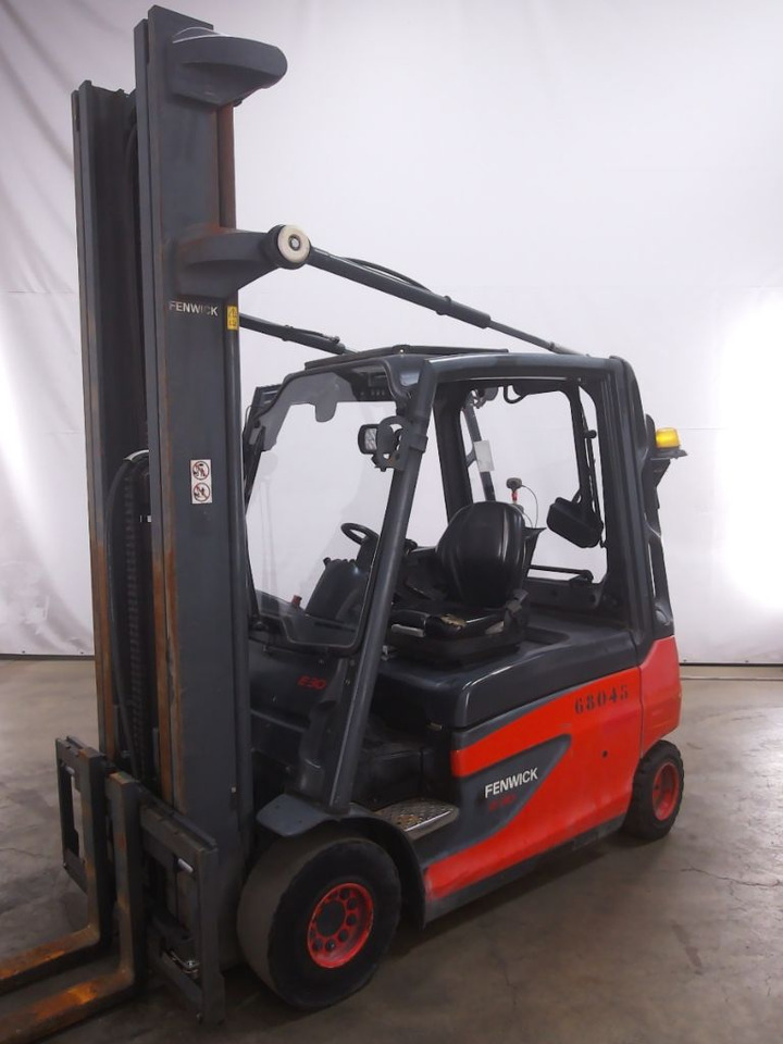 Linde E30L-01 - מלגזה חשמלית: תמונה 5 Linde E30L-01 - מלגזה חשמלית: תמונה 5