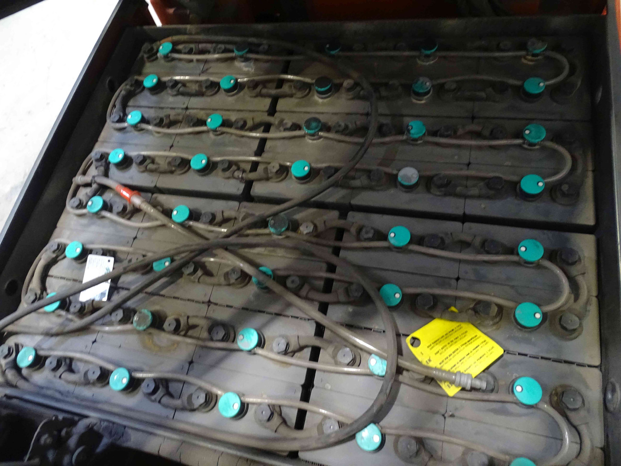 Linde E30 - מלגזה חשמלית: תמונה 4 Linde E30 - מלגזה חשמלית: תמונה 4