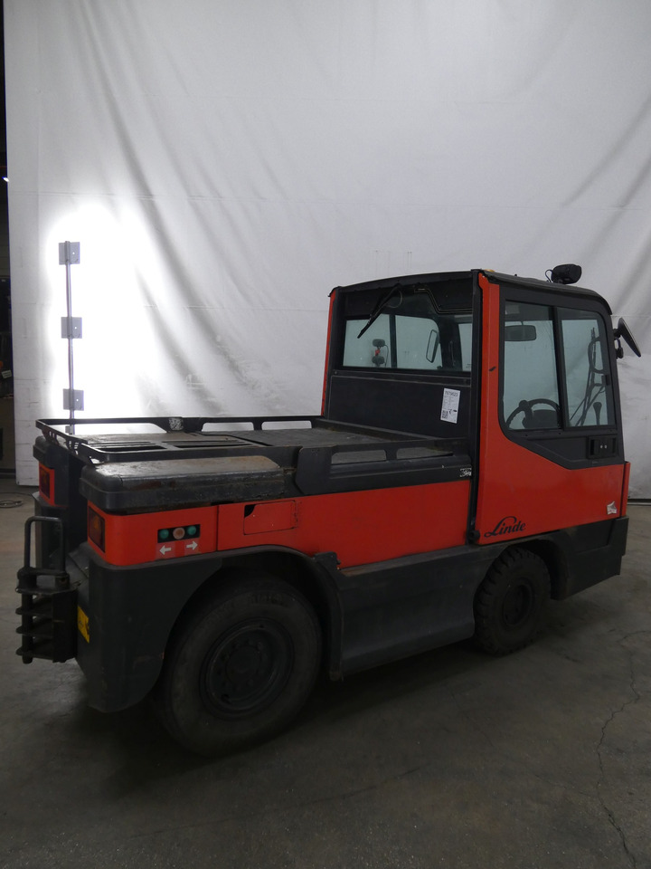 Linde P250 - טרקטור גרירה: תמונה 2 Linde P250 - טרקטור גרירה: תמונה 2
