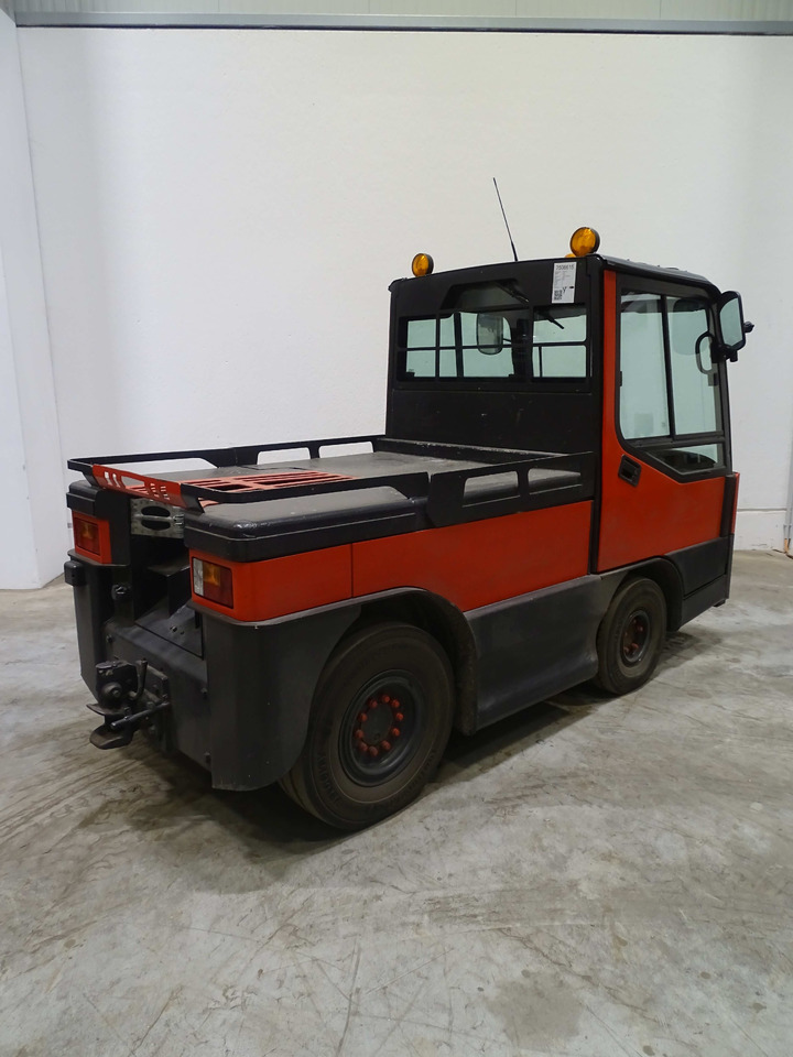 Linde P250 - טרקטור גרירה: תמונה 2 Linde P250 - טרקטור גרירה: תמונה 2