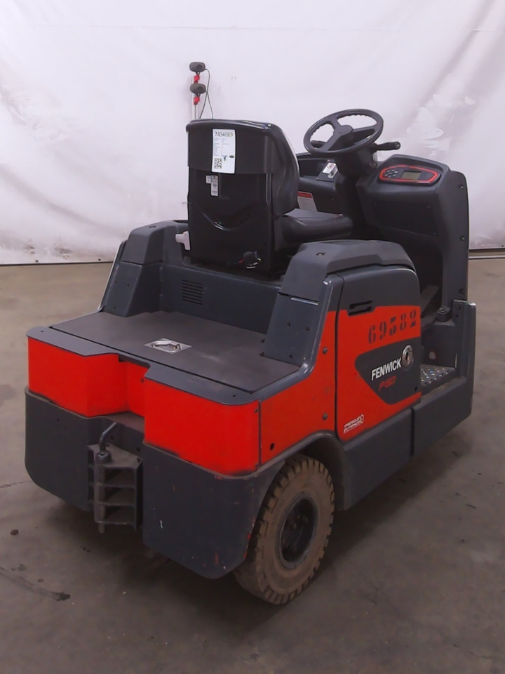 Linde P60 - טרקטור גרירה: תמונה 2 Linde P60 - טרקטור גרירה: תמונה 2