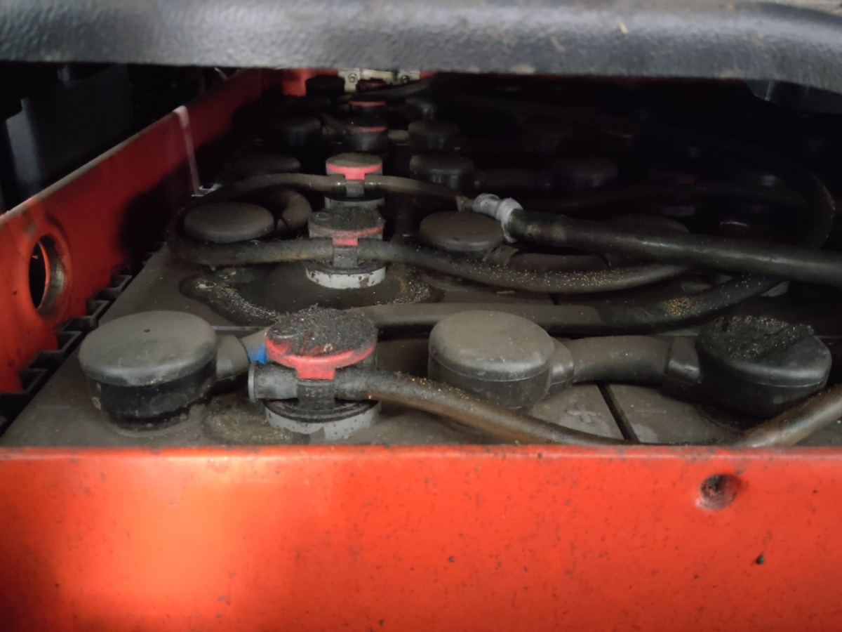 Linde R14X-03 - משאית הגעה: תמונה 4 Linde R14X-03 - משאית הגעה: תמונה 4