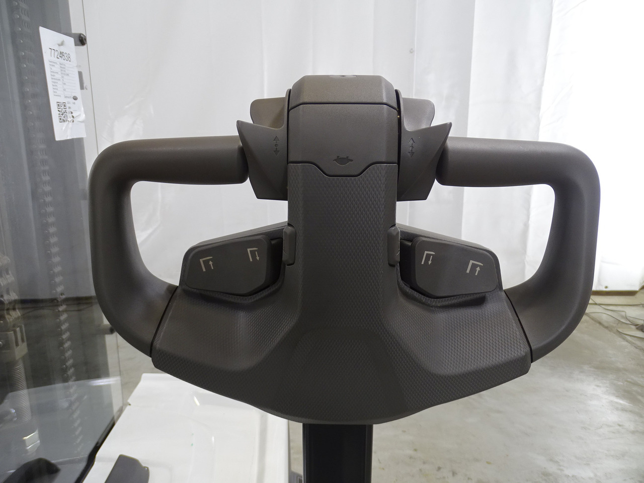 Mitsubishi SBP12N3 - מערים: תמונה 3 Mitsubishi SBP12N3 - מערים: תמונה 3