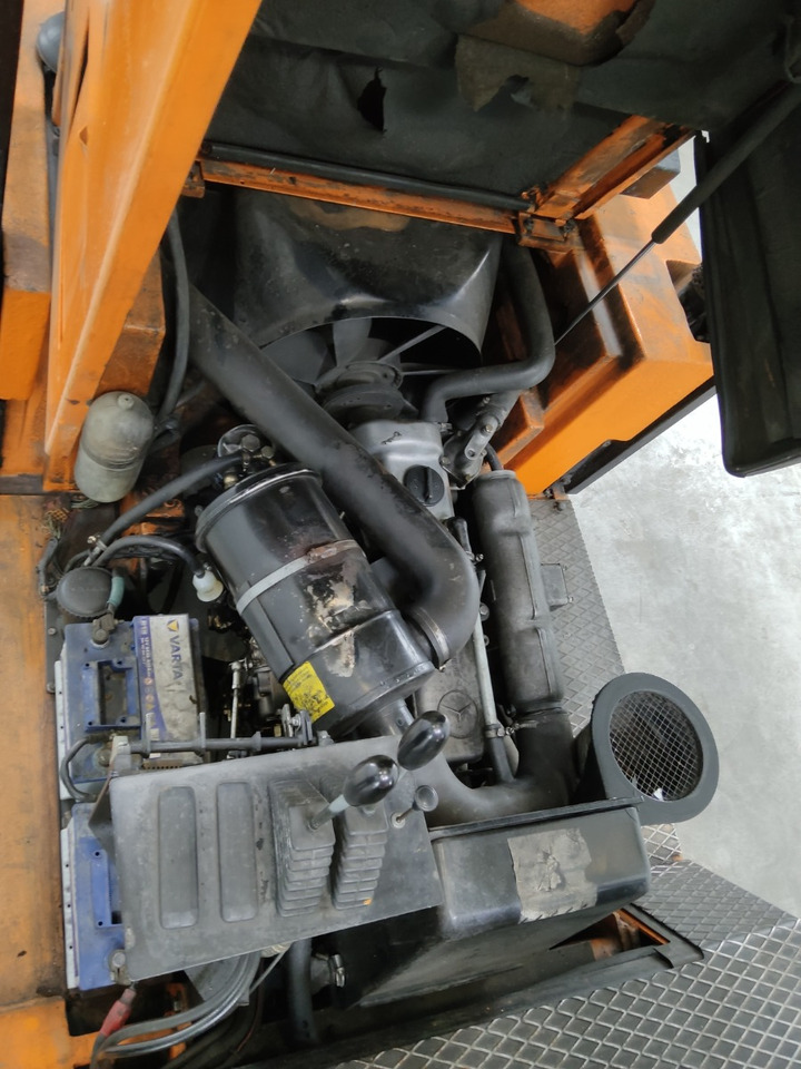 Still DFG2.5 - מלגזת סולר: תמונה 4 Still DFG2.5 - מלגזת סולר: תמונה 4