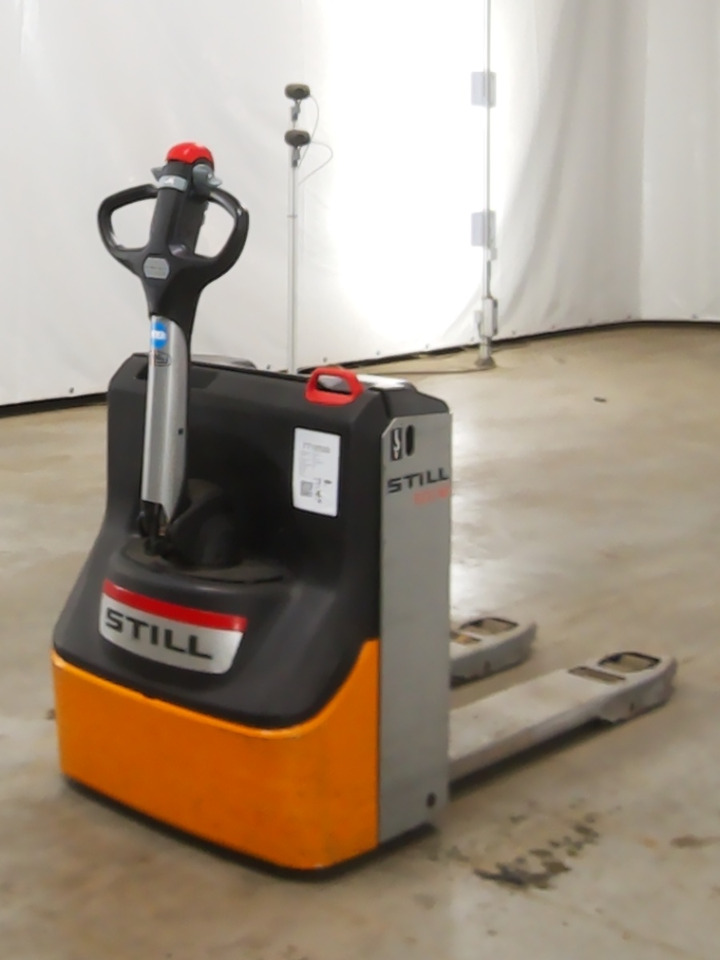 Still ECU16 - משאית משטחים: תמונה 2 Still ECU16 - משאית משטחים: תמונה 2