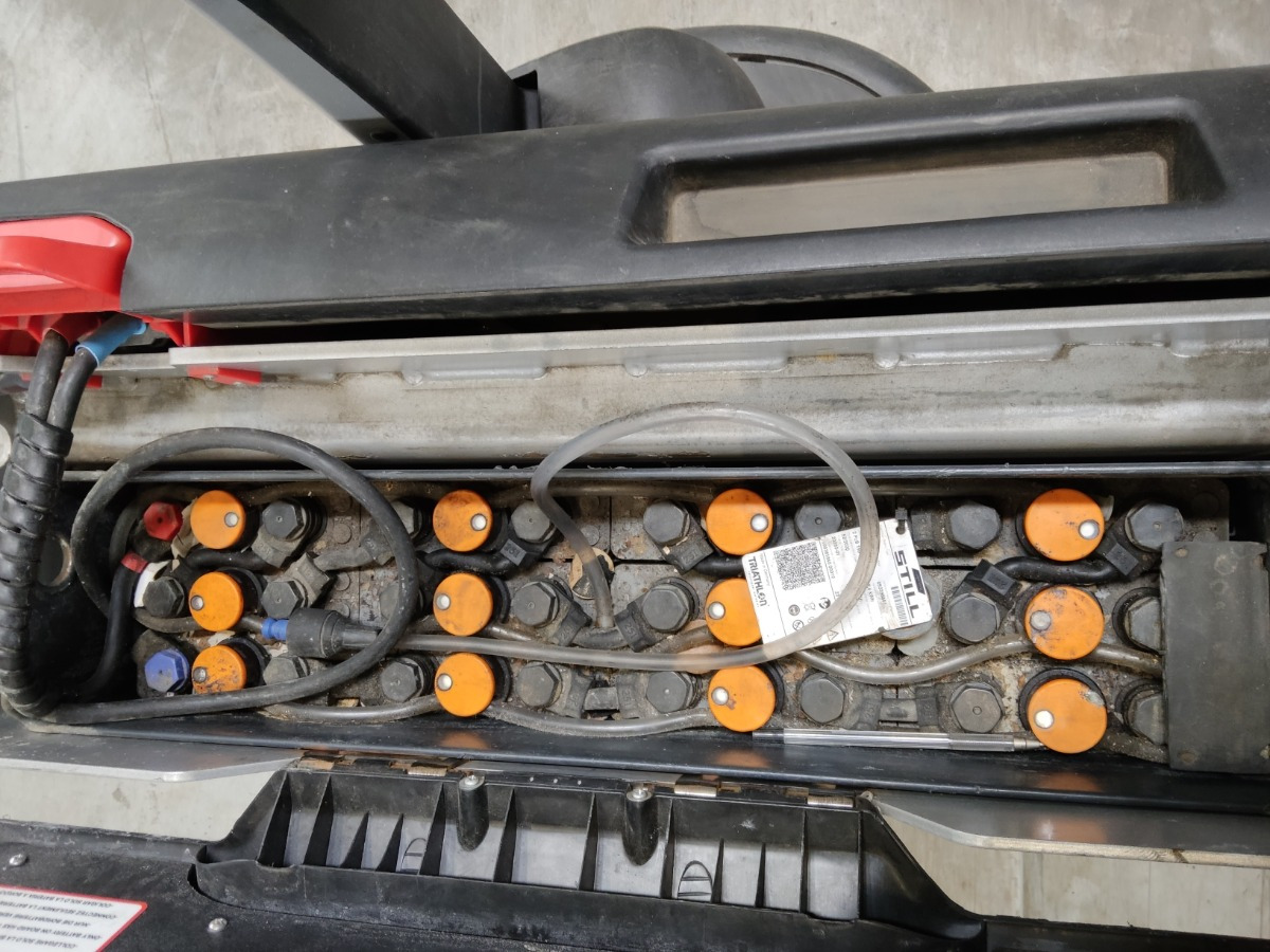 Still ECU16 - משאית משטחים: תמונה 4 Still ECU16 - משאית משטחים: תמונה 4