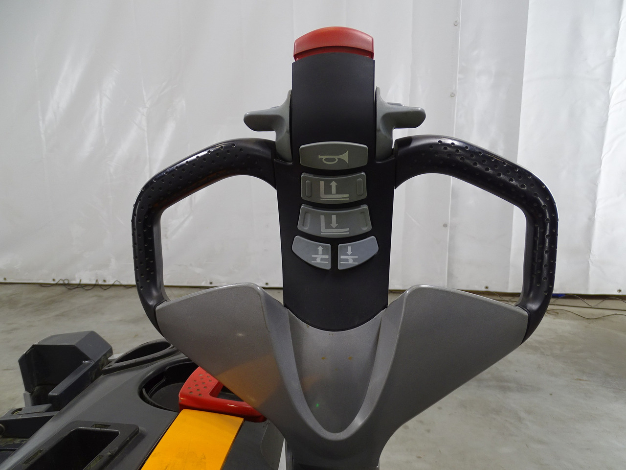 Still EXU-H18 - מערים: תמונה 3 Still EXU-H18 - מערים: תמונה 3