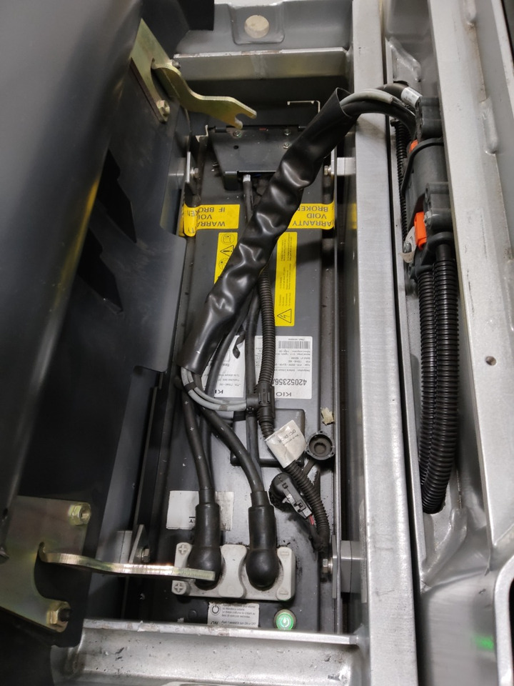 Still EXU-S24/2400MM/LIION - משאית משטחים: תמונה 4 Still EXU-S24/2400MM/LIION - משאית משטחים: תמונה 4