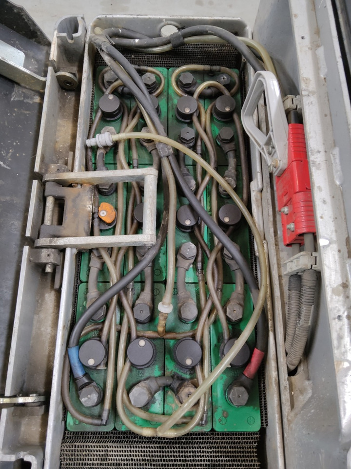 Still EXU-S24/2400MM - משאית משטחים: תמונה 4 Still EXU-S24/2400MM - משאית משטחים: תמונה 4