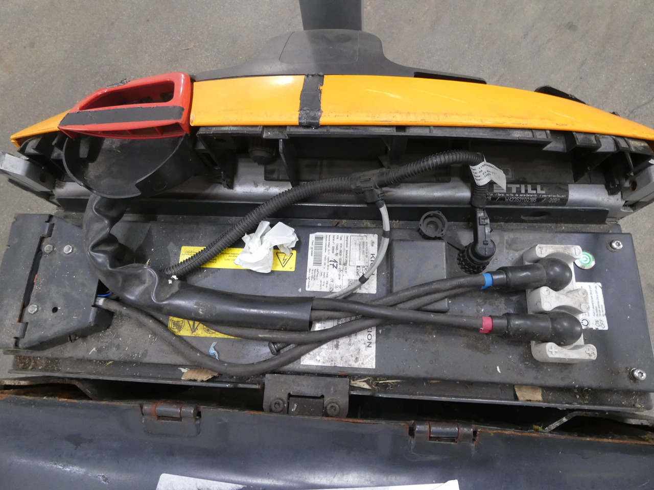 Still EXU18/LIION - משאית משטחים: תמונה 4 Still EXU18/LIION - משאית משטחים: תמונה 4