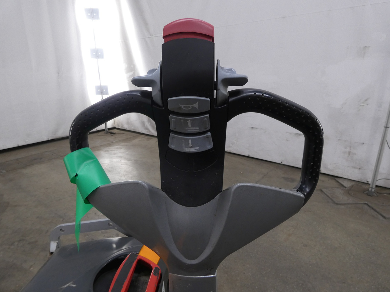 Still EXU18/LIION - משאית משטחים: תמונה 3 Still EXU18/LIION - משאית משטחים: תמונה 3