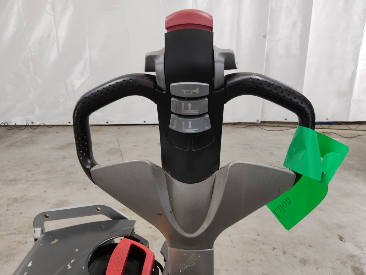 Still EXU18/LIION - משאית משטחים: תמונה 3 Still EXU18/LIION - משאית משטחים: תמונה 3