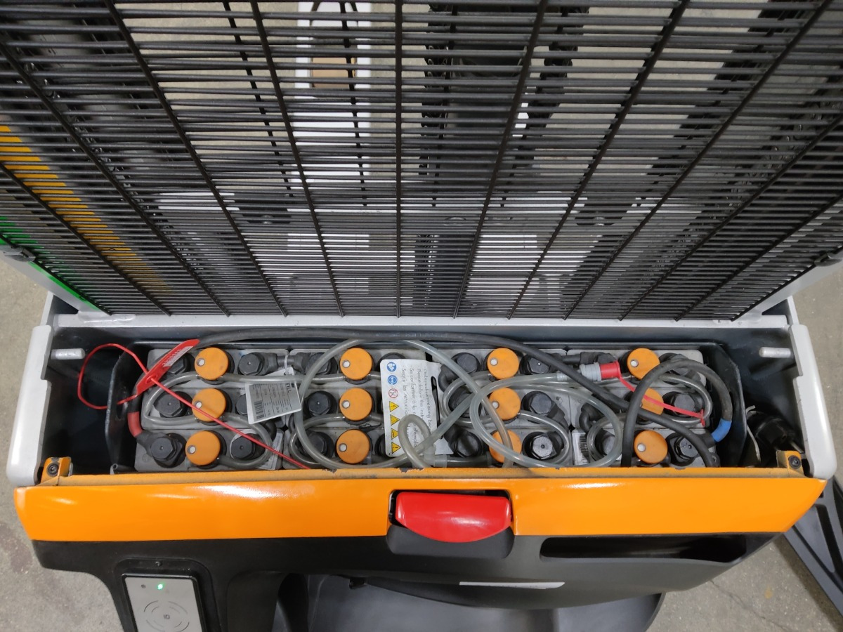 Still EXV12/BATT.NEU - מערים: תמונה 4 Still EXV12/BATT.NEU - מערים: תמונה 4