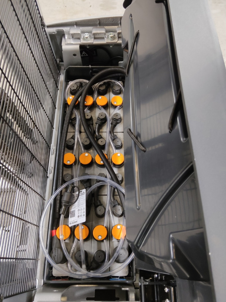 Still EXV14/BATT.NEU - מערים: תמונה 4 Still EXV14/BATT.NEU - מערים: תמונה 4