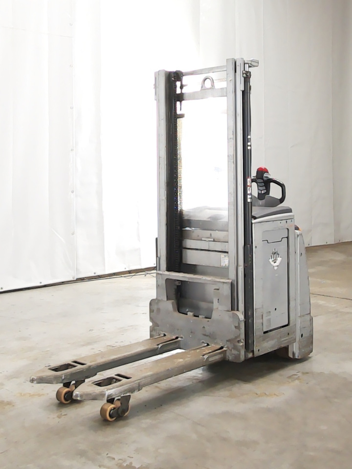 Still EXV16D/LIION - מערים: תמונה 1 Still EXV16D/LIION - מערים: תמונה 1