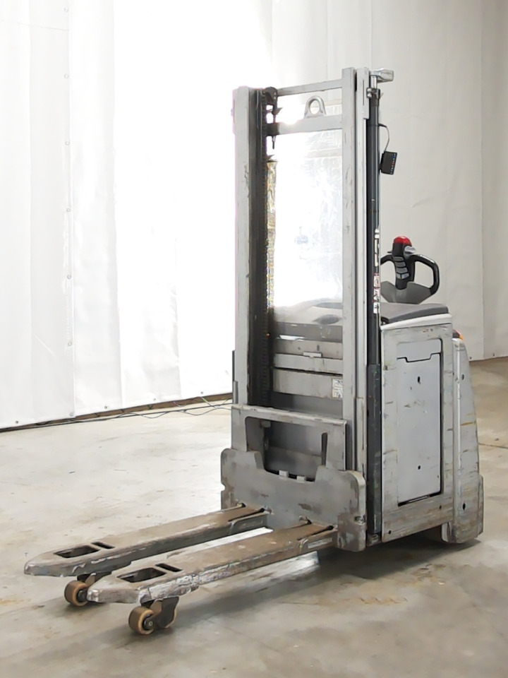 Still EXV16D/LIION - מערים: תמונה 1 Still EXV16D/LIION - מערים: תמונה 1