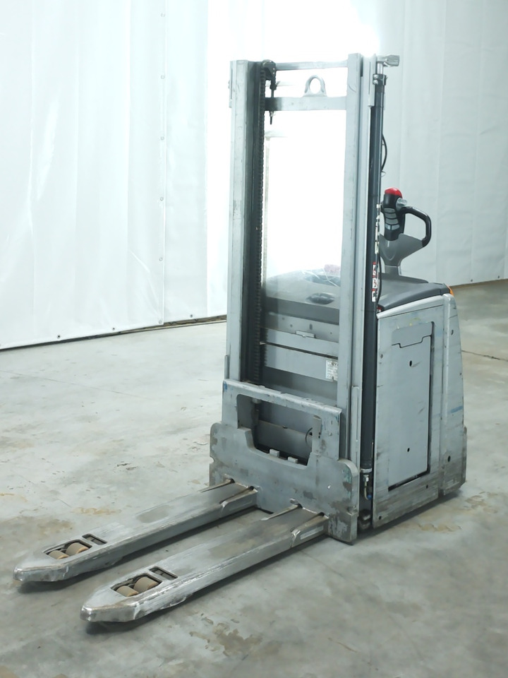 Still EXV16D/LIION - מערים: תמונה 1 Still EXV16D/LIION - מערים: תמונה 1