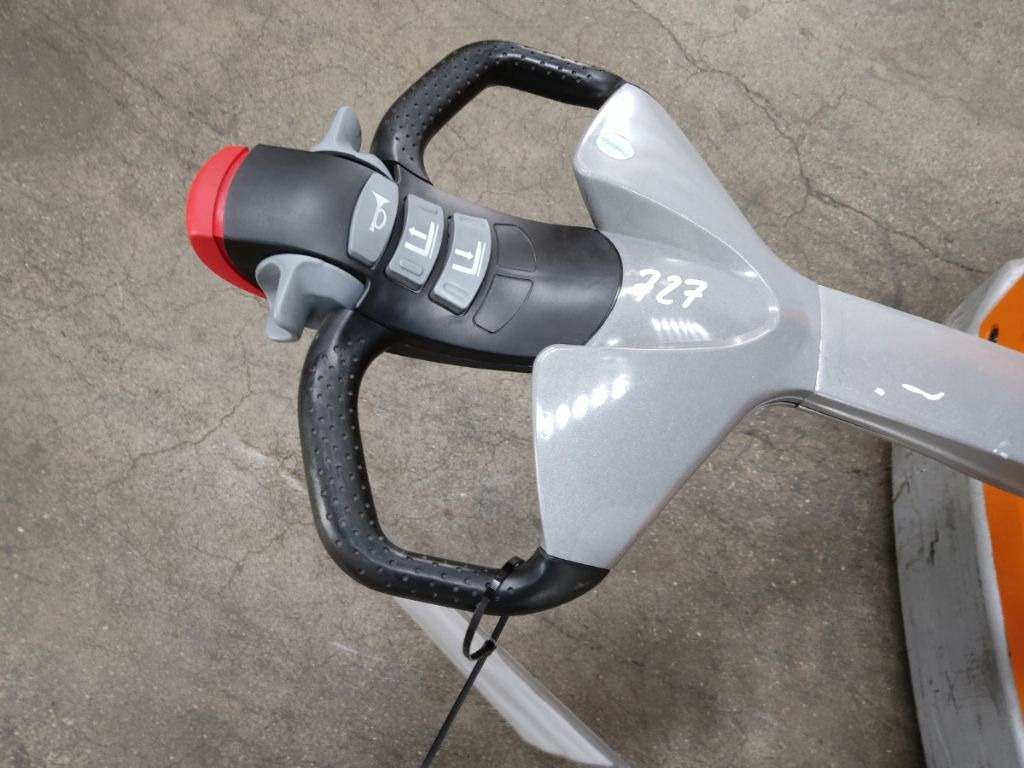 Still EXV20/LIION - מערים: תמונה 3 Still EXV20/LIION - מערים: תמונה 3