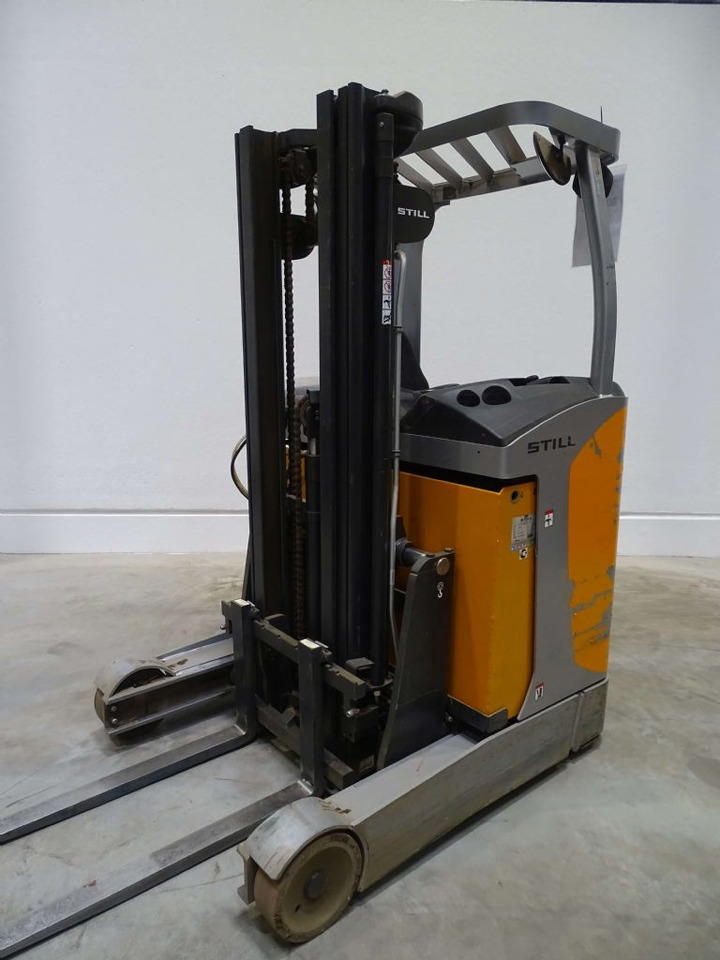 Still FM-X10 - משאית הגעה: תמונה 1 Still FM-X10 - משאית הגעה: תמונה 1