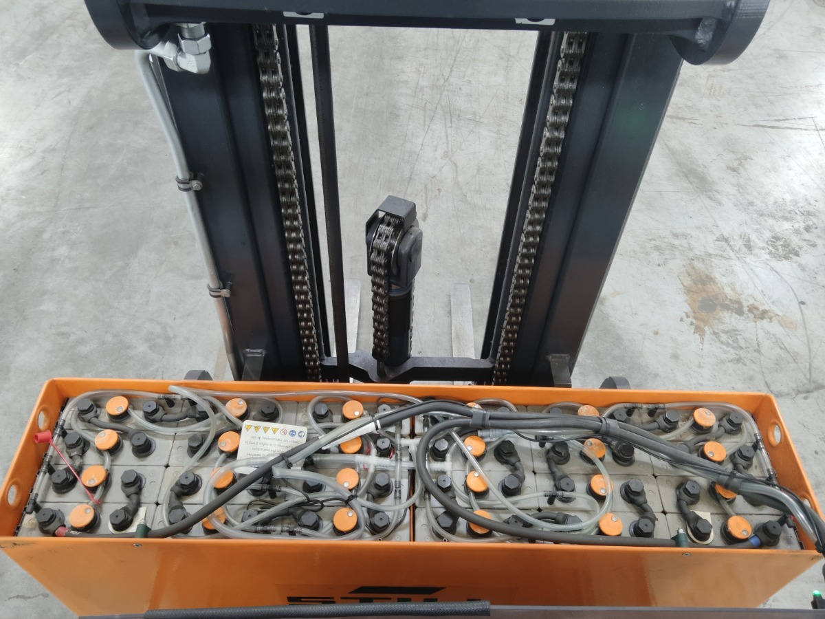 Still FM-X10 - משאית הגעה: תמונה 4 Still FM-X10 - משאית הגעה: תמונה 4