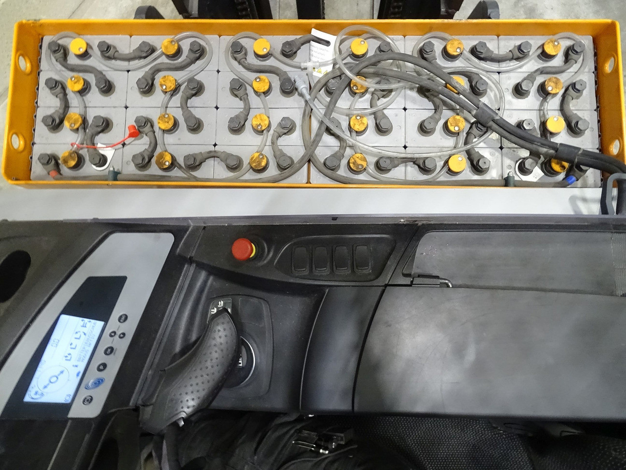 Still FM-X10 - משאית הגעה: תמונה 4 Still FM-X10 - משאית הגעה: תמונה 4