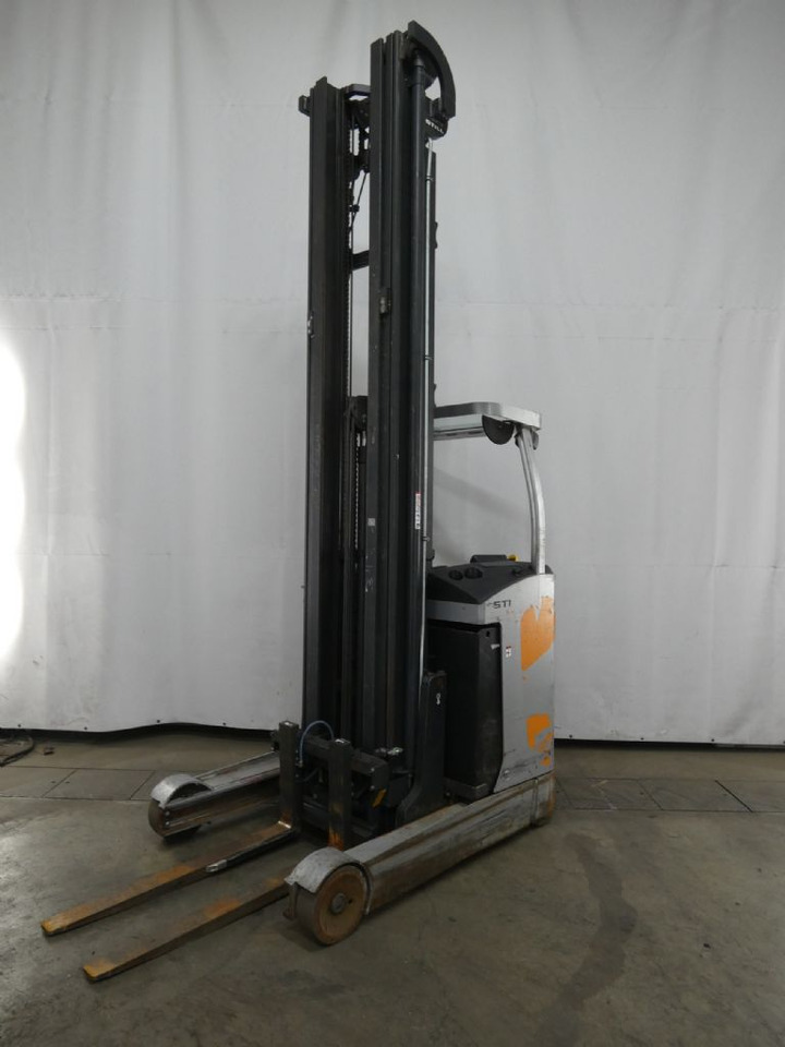 Still FM-X17 - משאית הגעה: תמונה 1 Still FM-X17 - משאית הגעה: תמונה 1