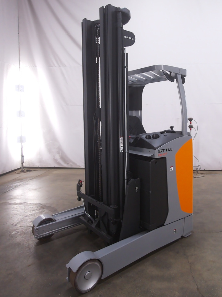 Still FM-X17 - משאית הגעה: תמונה 1 Still FM-X17 - משאית הגעה: תמונה 1