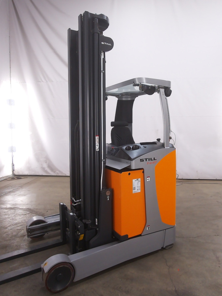 Still FM-X17 - משאית הגעה: תמונה 1 Still FM-X17 - משאית הגעה: תמונה 1