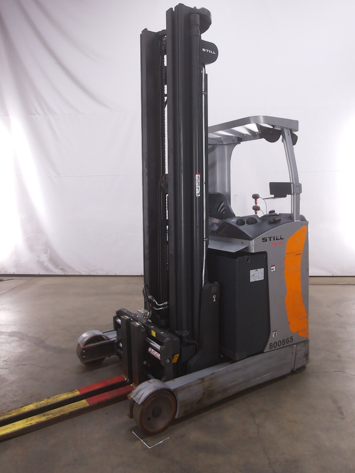 Still FM-X17 - משאית הגעה: תמונה 1 Still FM-X17 - משאית הגעה: תמונה 1