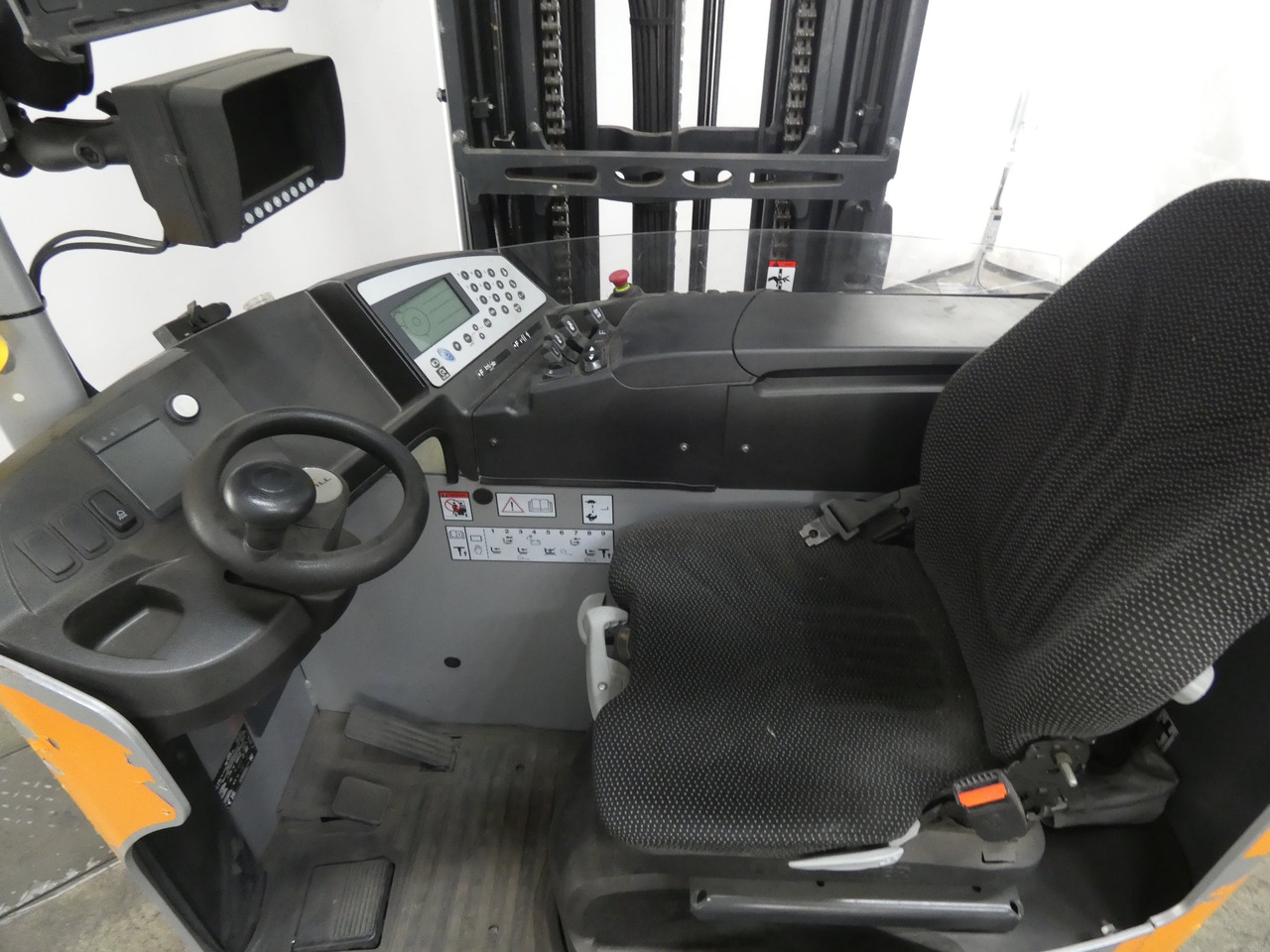 Still FM-X17 - משאית הגעה: תמונה 3 Still FM-X17 - משאית הגעה: תמונה 3