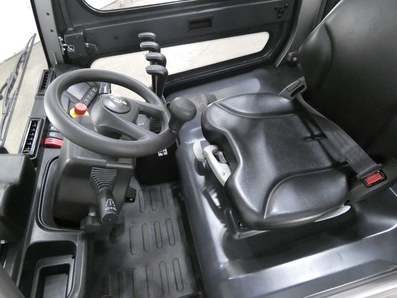 Still RCE-16P/LIION - מלגזה חשמלית: תמונה 3 Still RCE-16P/LIION - מלגזה חשמלית: תמונה 3