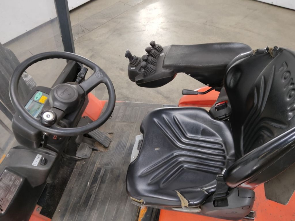 Toyota 7FBMF30 - מלגזה חשמלית: תמונה 3 Toyota 7FBMF30 - מלגזה חשמלית: תמונה 3