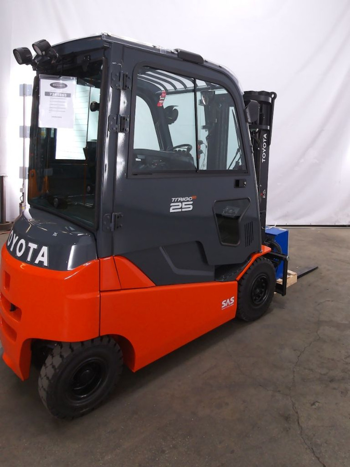 Toyota 8FBMKT25 - מלגזה חשמלית: תמונה 2 Toyota 8FBMKT25 - מלגזה חשמלית: תמונה 2