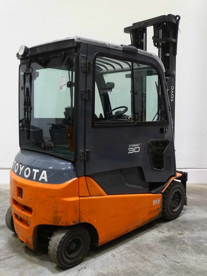 Toyota 8FBMT30 - מלגזה חשמלית: תמונה 2 Toyota 8FBMT30 - מלגזה חשמלית: תמונה 2