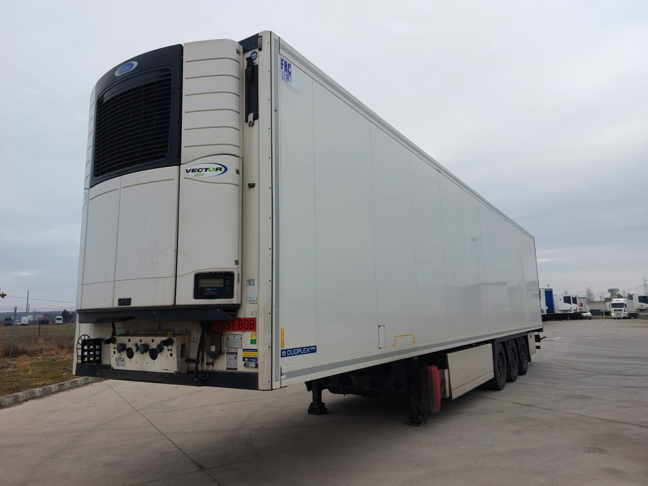 Krone SD - סמיטריילר עם קירור: תמונה 1 Krone SD - סמיטריילר עם קירור: תמונה 1