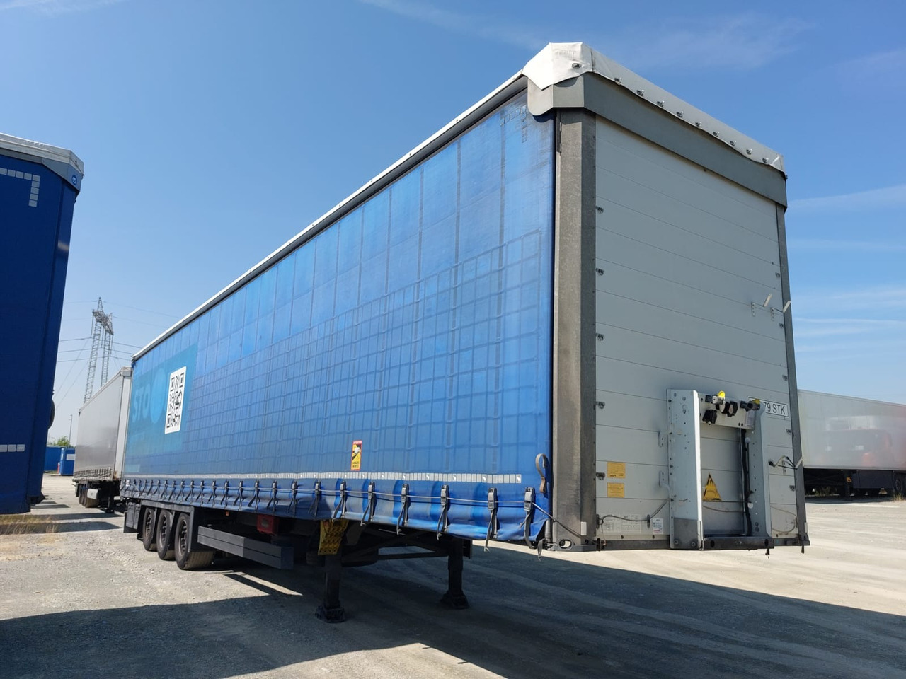 Schmitz Cargobull SCB*S3B - סמיטריילר עם וילונות צד: תמונה 3 Schmitz Cargobull SCB*S3B - סמיטריילר עם וילונות צד: תמונה 3