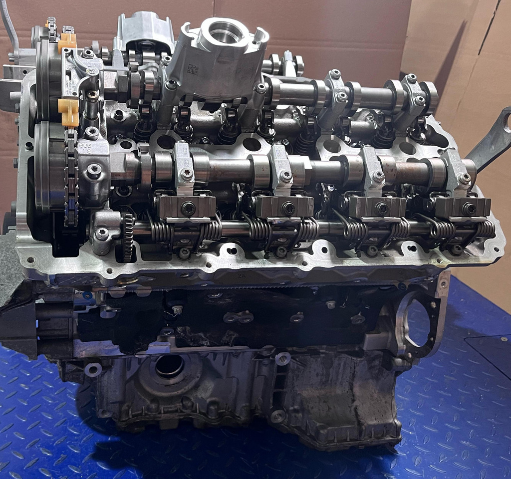 BMW Motor N63B44D Euro 6 - מנוע וחלקים עבור מכונות אחרות: תמונה 5 BMW Motor N63B44D Euro 6 - מנוע וחלקים עבור מכונות אחרות: תמונה 5