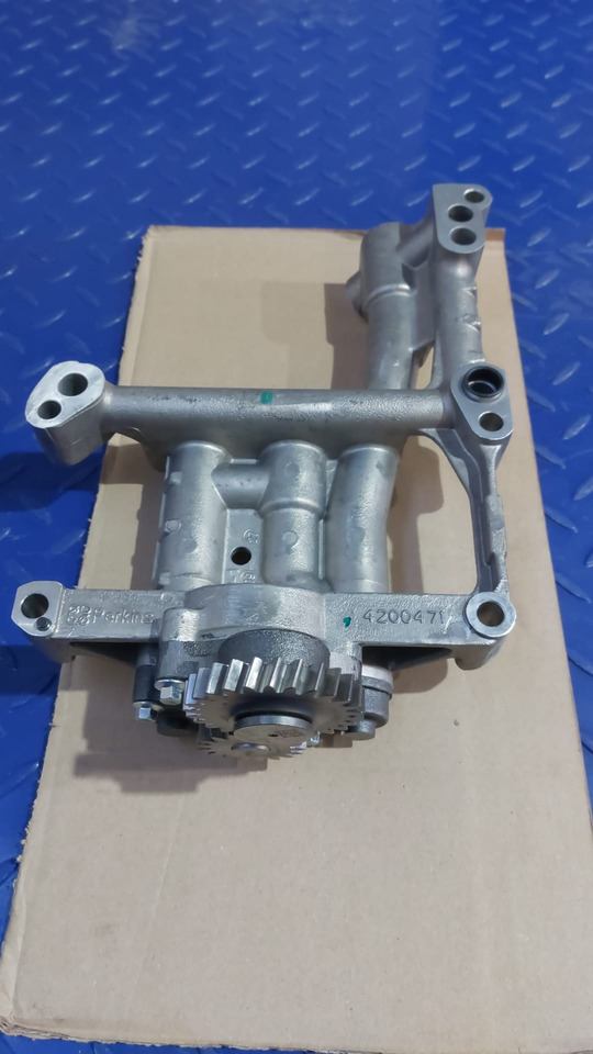CATERPILLAR oil pump C4.4, C6.6 4200471 - משאבת שמן עבור משאית: תמונה 2 CATERPILLAR oil pump C4.4, C6.6 4200471 - משאבת שמן עבור משאית: תמונה 2