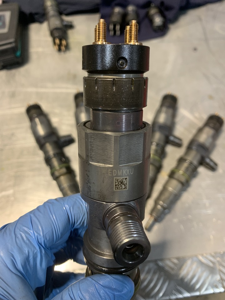 Injectors Detroit Diesel DD15 A4710700887 0445120386 - מזרק עבור משאית: תמונה 2 Injectors Detroit Diesel DD15 A4710700887 0445120386 - מזרק עבור משאית: תמונה 2
