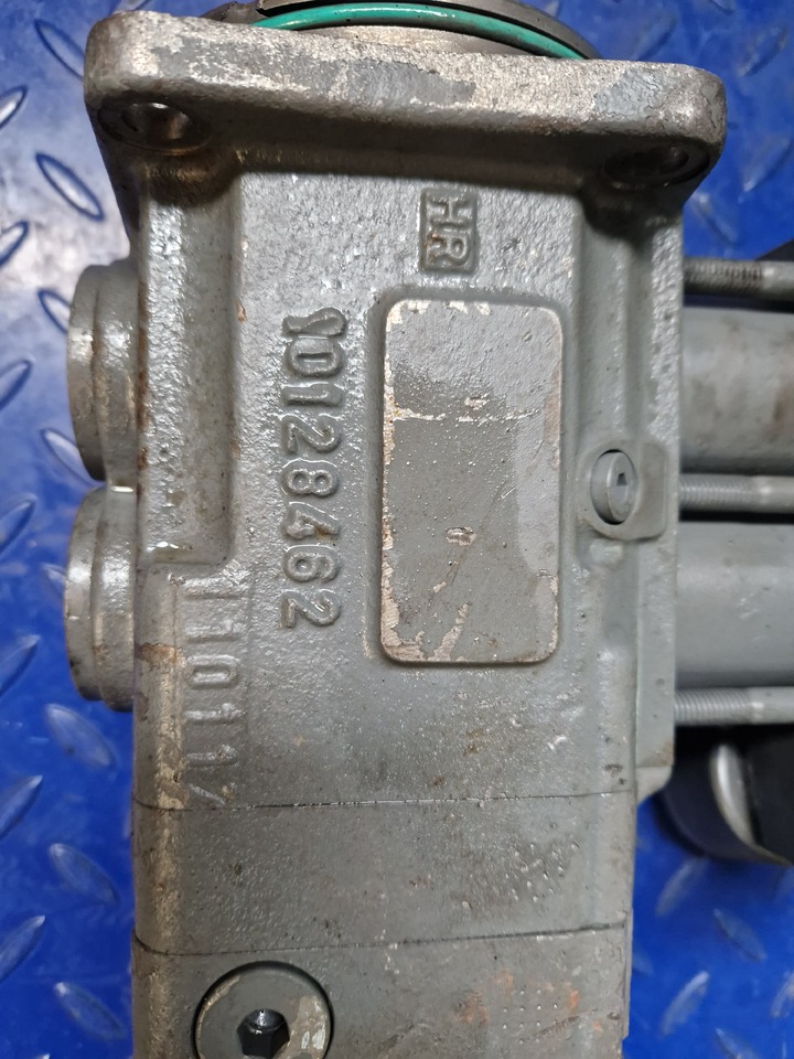 Liebherr INJECTION PUMP 10128462 - חלקי חילוף עבור משאית: תמונה 2 Liebherr INJECTION PUMP 10128462 - חלקי חילוף עבור משאית: תמונה 2