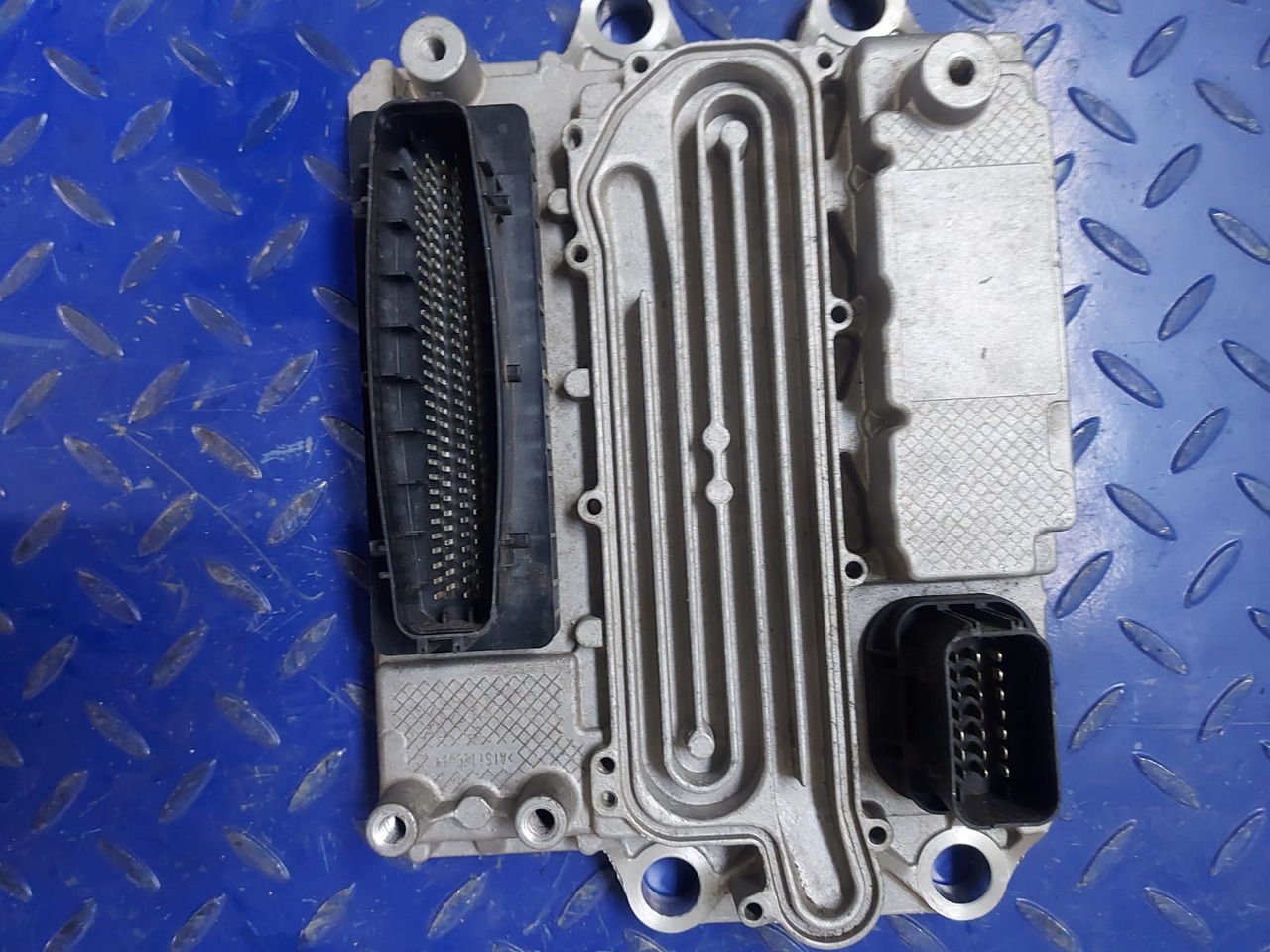 MERCEDES-BENZ ACTROS,AROCS A00044649954 - ECU עבור משאית: תמונה 1 MERCEDES-BENZ ACTROS,AROCS A00044649954 - ECU עבור משאית: תמונה 1