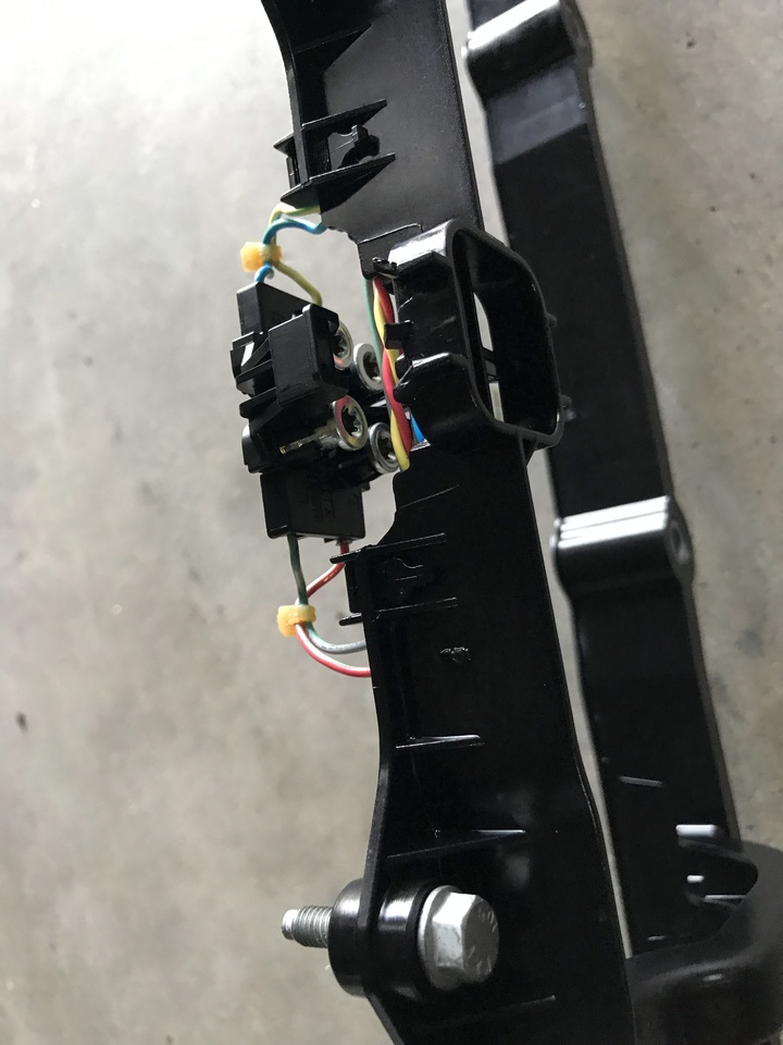 MERCEDES-BENZ Actros OM471 Euro 5 and Euro 6 - כבלים/ רתמת חוט עבור משאית: תמונה 2 MERCEDES-BENZ Actros OM471 Euro 5 and Euro 6 - כבלים/ רתמת חוט עבור משאית: תמונה 2