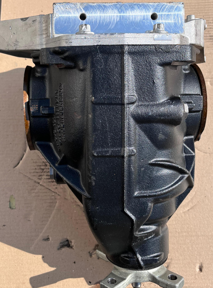 MERCEDES-BENZ C-Class Rear Differential W205 A2053500124 - הילוך דיפרנציאלי: תמונה 1 MERCEDES-BENZ C-Class Rear Differential W205 A2053500124 - הילוך דיפרנציאלי: תמונה 1