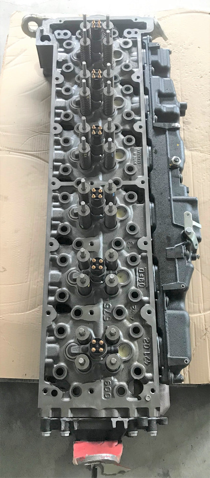 MERCEDES-BENZ Cylinderhead Actros MP4 Antos Arocs A4710107520 - ראש צילינדר עבור משאית: תמונה 1 MERCEDES-BENZ Cylinderhead Actros MP4 Antos Arocs A4710107520 - ראש צילינדר עבור משאית: תמונה 1