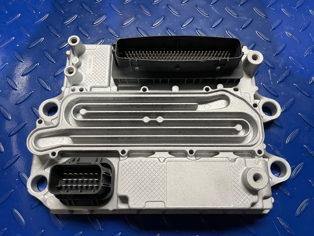 Mercedes Actro MP4 OM470 OM471 A0014465035 MCM2 Reman - ECU עבור משאית: תמונה 4 Mercedes Actro MP4 OM470 OM471 A0014465035 MCM2 Reman - ECU עבור משאית: תמונה 4