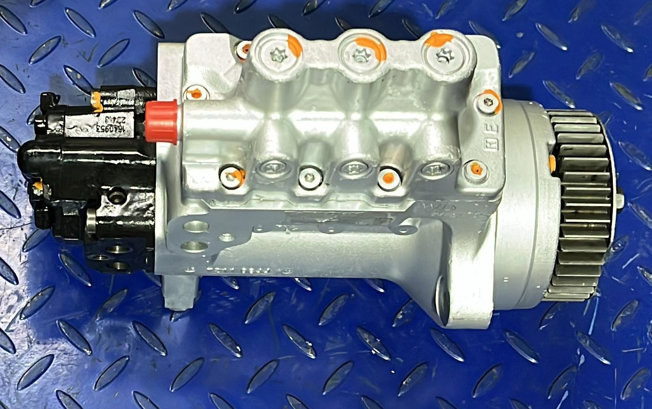 Mercedes Atego Arocs Euro 6 High Pressure Pump OM936 - משאבת דלק עבור משאית: תמונה 1 Mercedes Atego Arocs Euro 6 High Pressure Pump OM936 - משאבת דלק עבור משאית: תמונה 1